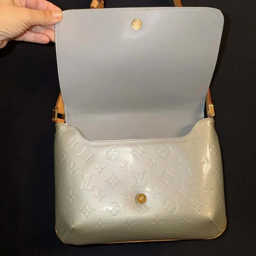 Louis Vuitton Monogram Vernis Thompson Street Shoulder Bag
